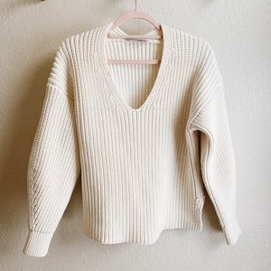 everlane texture cotton blend knit v neck chunky sweater